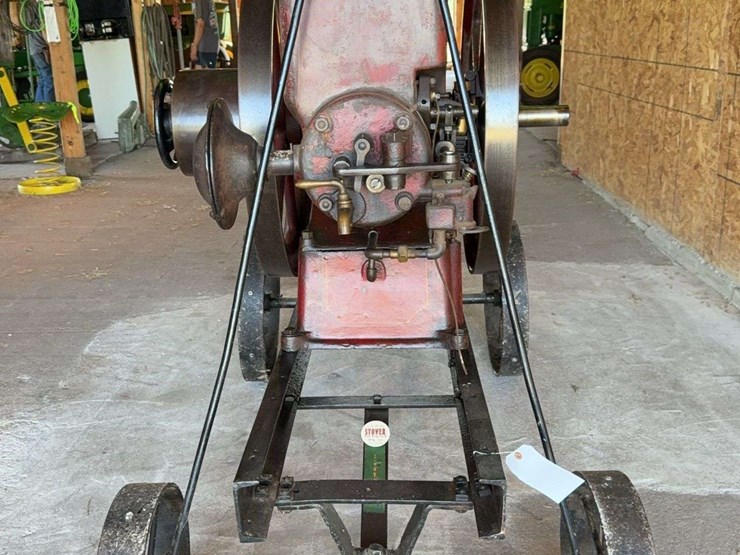 "rare"-stover-john-deere-plow-company-4-horse-hit-and-miss-engine-and-cart-image-3