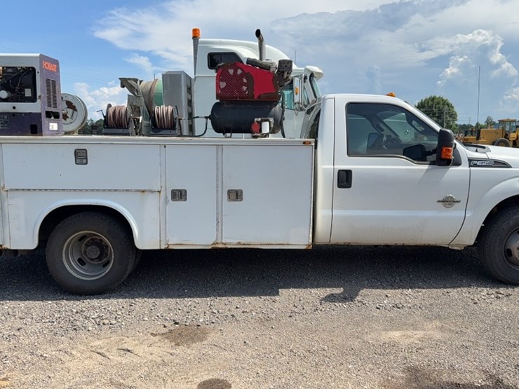 2014-ford-f350-image-6