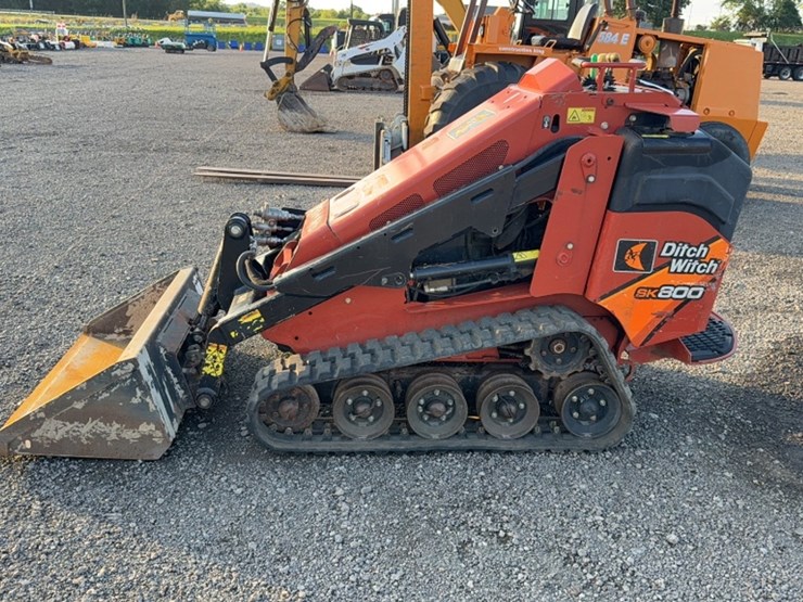 ditch-witch-sk800-image-9