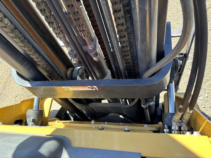 2019-caterpillar-2c6000-image-13
