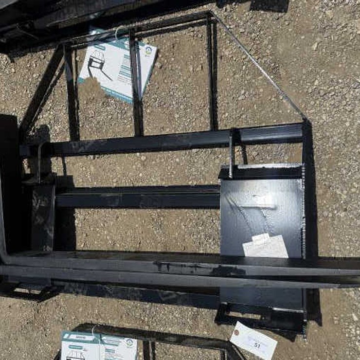 #51 • Skid Steer 48" Adjustable Forks