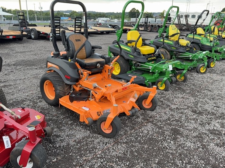 #3094-•-scag-tiger-cat-ii-zero-turn-mower-image-3