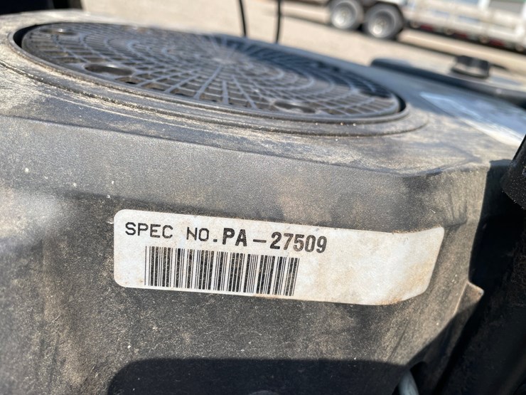 john-deere-l110-image-14