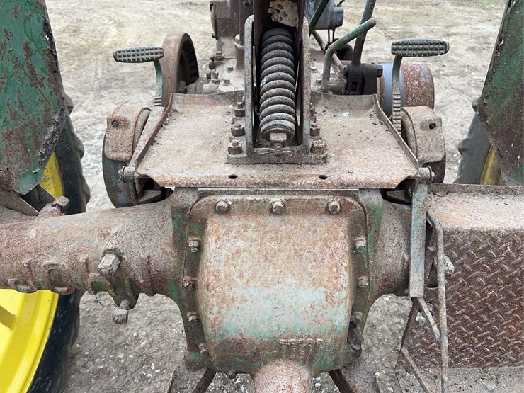 john-deere-model-b-image-41