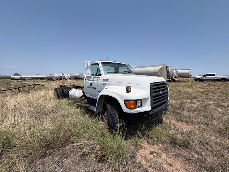 1997-ford-f650-image-2