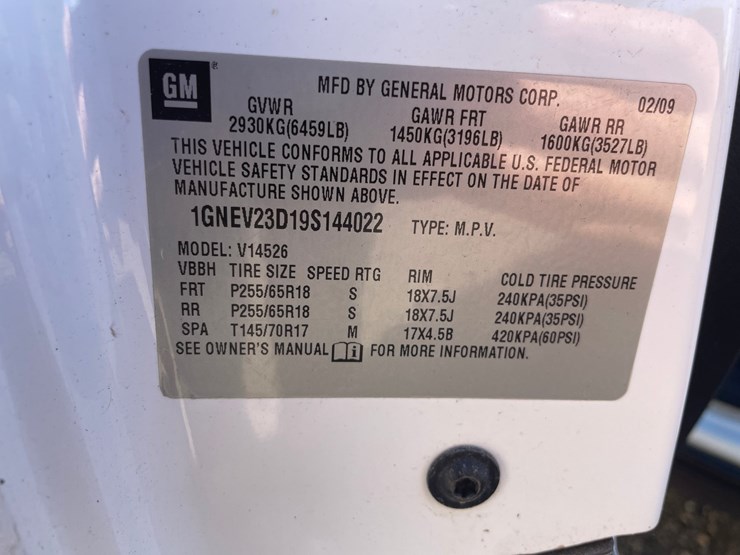 2009-chevrolet-traverse-image-41