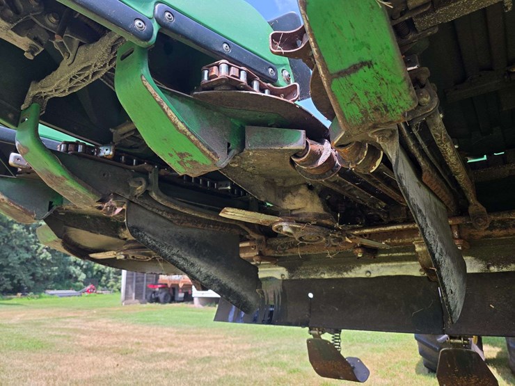 2013-john-deere-608c-image-25