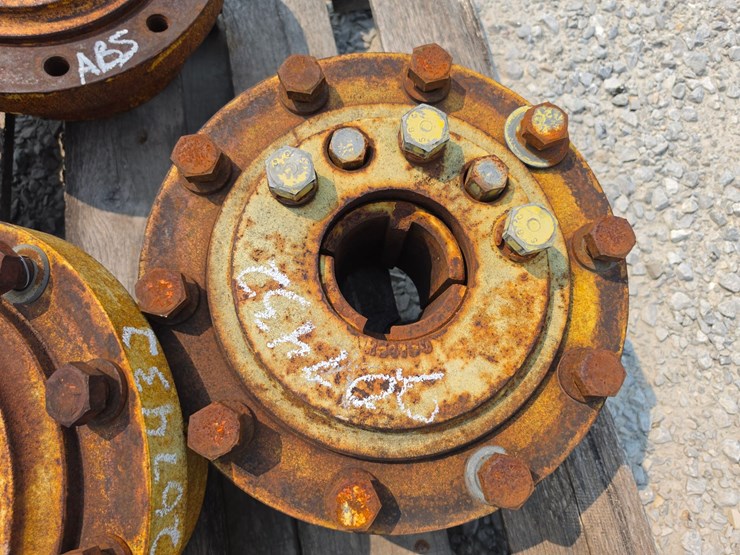 john-deere-10-image-2