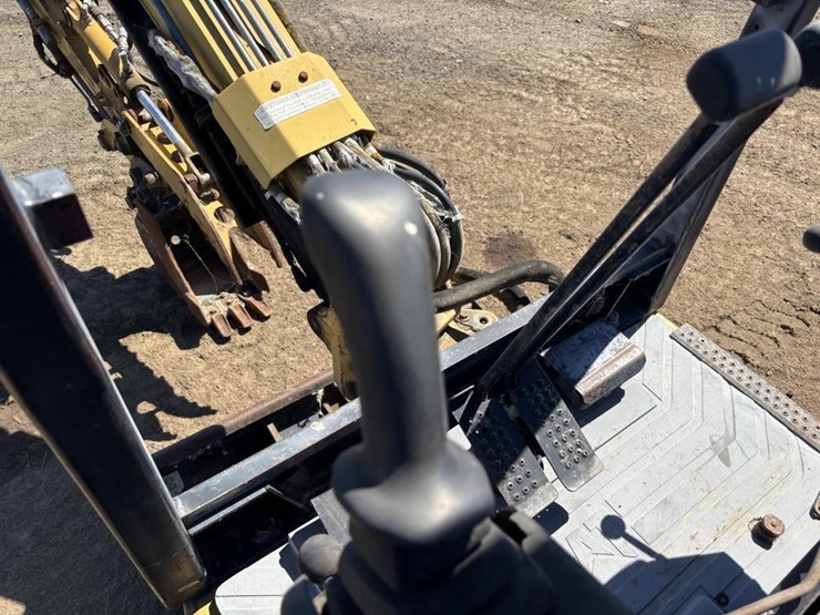 1999-caterpillar-301.5-image-26