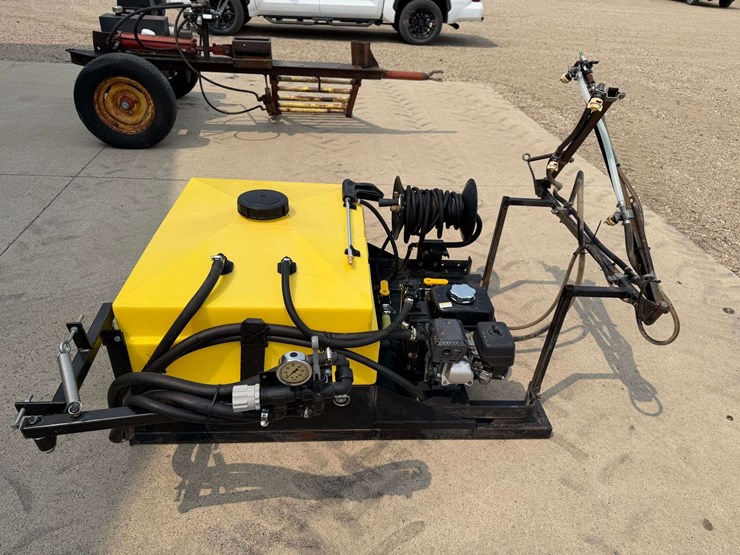 f/s-manufacturing-utv-sprayer,-50-gallon-tank,-8’-boom,-fence-line-nozzle,-honda-gx120-engine,-wand,-image-4