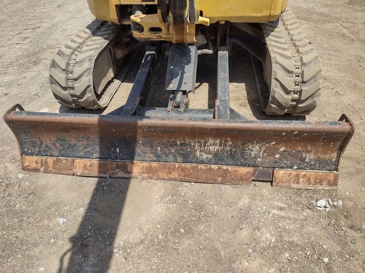 caterpillar-303-image-20