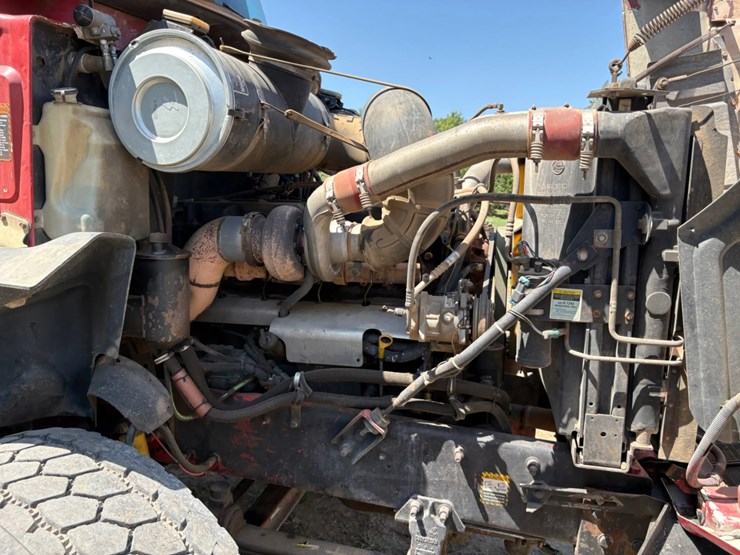 2000-mack-ch613-image-13