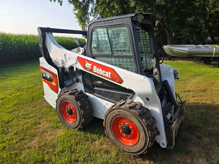 2021-bobcat-s76-image-26