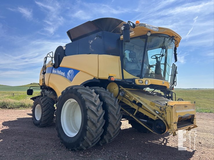 2013-new-holland-cx8080-image-3
