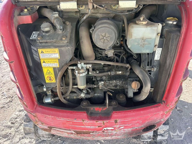 2019-takeuchi-tb216-image-10