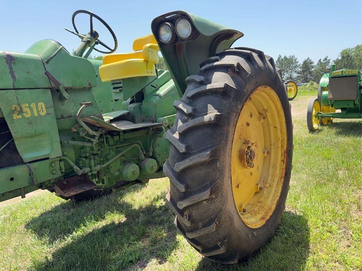 john-deere-2510-image-6