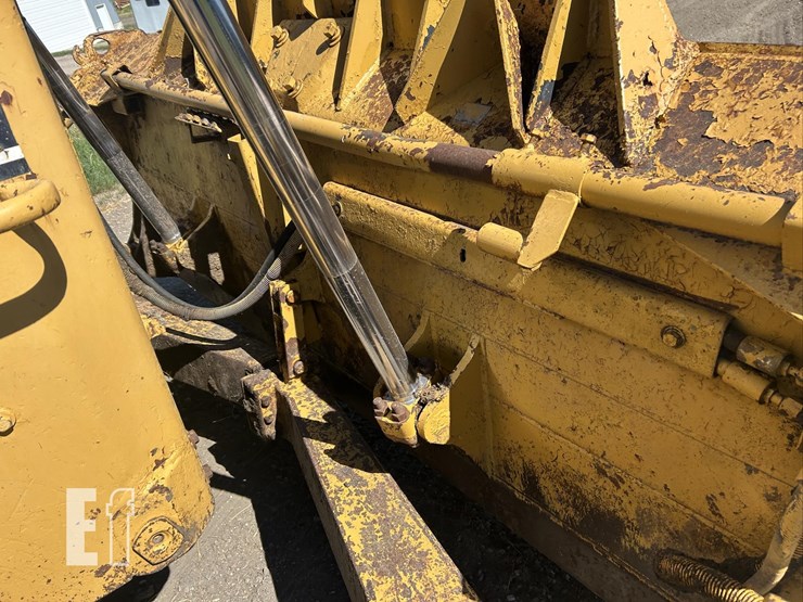 caterpillar-d6h-ii-image-36