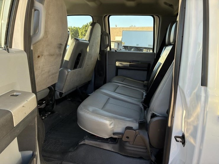 2016-ford-f650-xlt-image-16