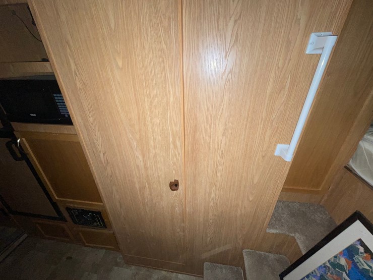 #7001-•-2018-escape-5.0-ta-5th-wheel-camper-(has-mn-title-in-dealy)-image-37