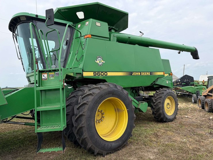 1997-john-deere-9600-image-1