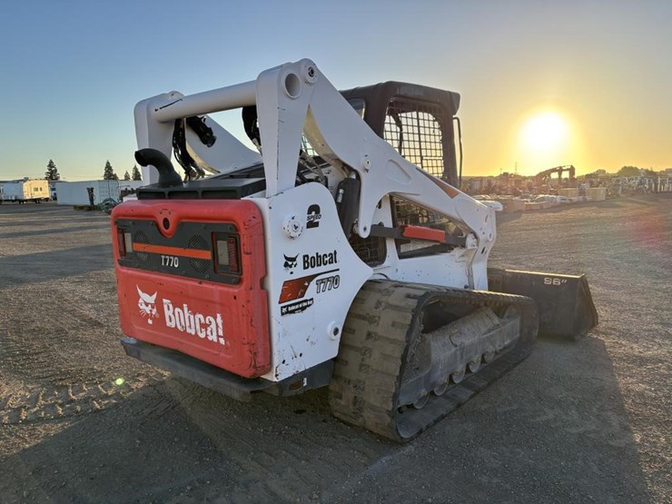 2019-bobcat-t770-image-3
