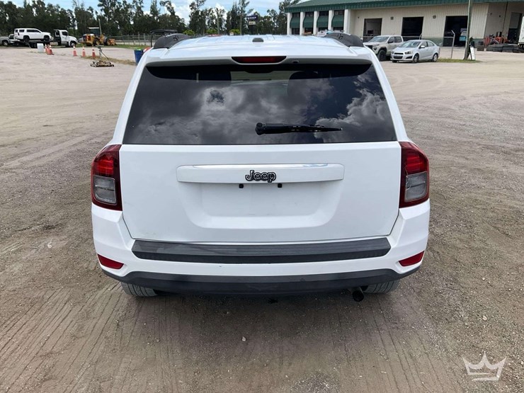 2016-jeep-compass-image-25