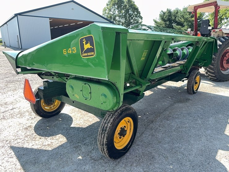 1990-john-deere-643-image-6