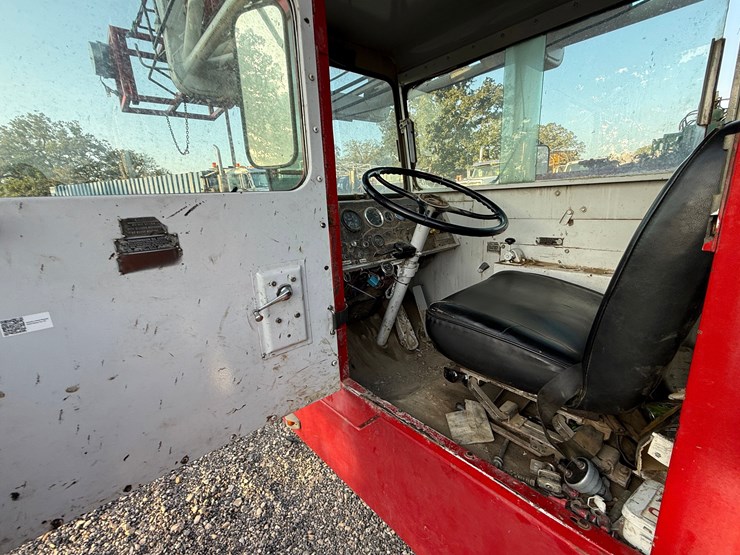 1979-franks-explorer-iii-1287/160-dtd-ht-96’-215k-4-axle-well-service-workover-rig-image-42