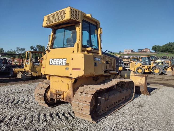 deere-700h-lt-image-38