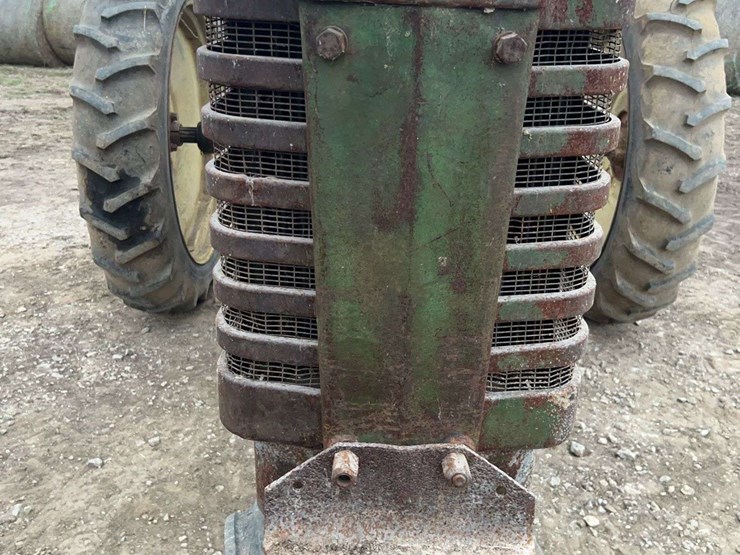 john-deere-model-b-image-9