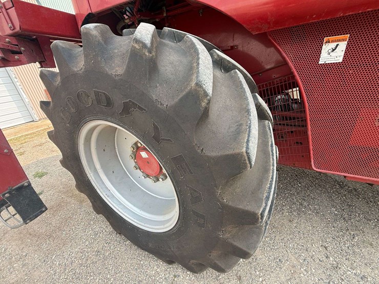 2003-case-ih-2388-image-21