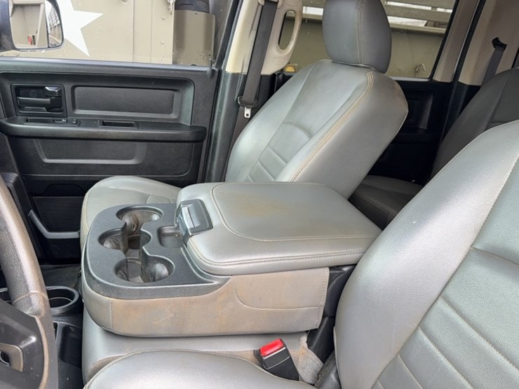 2018-dodge-3500-image-20