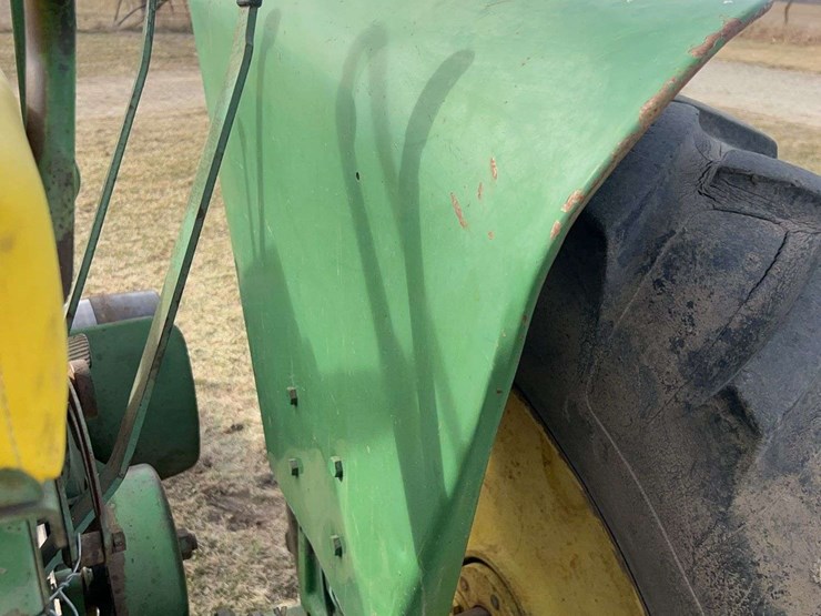 john-deere-630-image-40