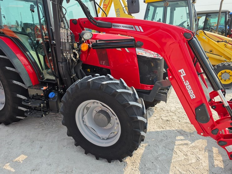 2021-massey-ferguson-4710-image-23