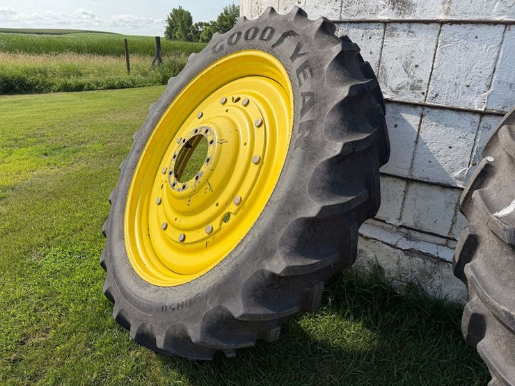 2005-john-deere-7820-image-78