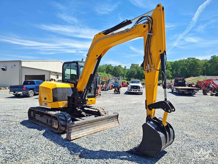 2023-jcb-90z-2-t4-midi-excavator-image-2