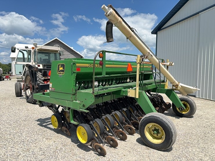 john-deere-750-image-4