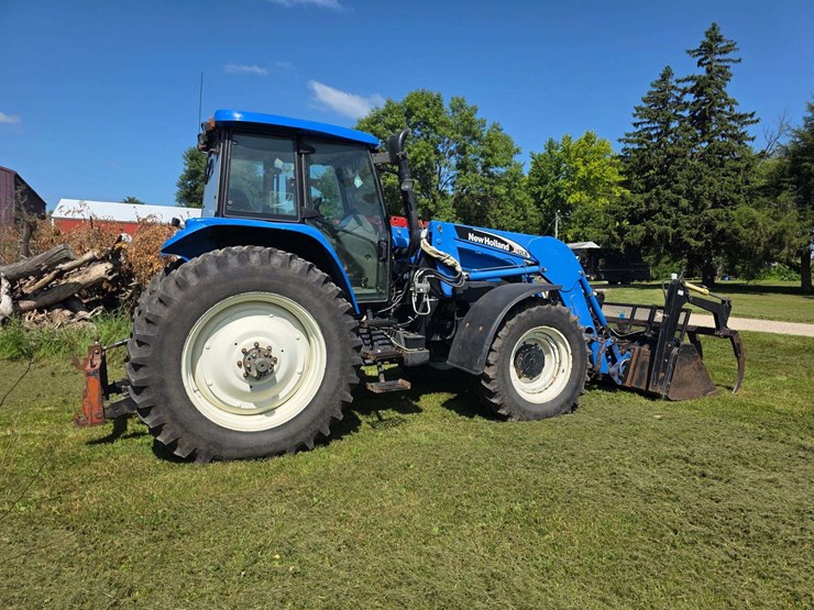 2003-new-holland-tm155-image-12