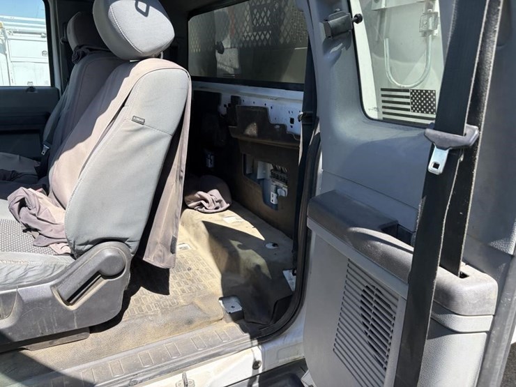 2015-ford-f450-image-17