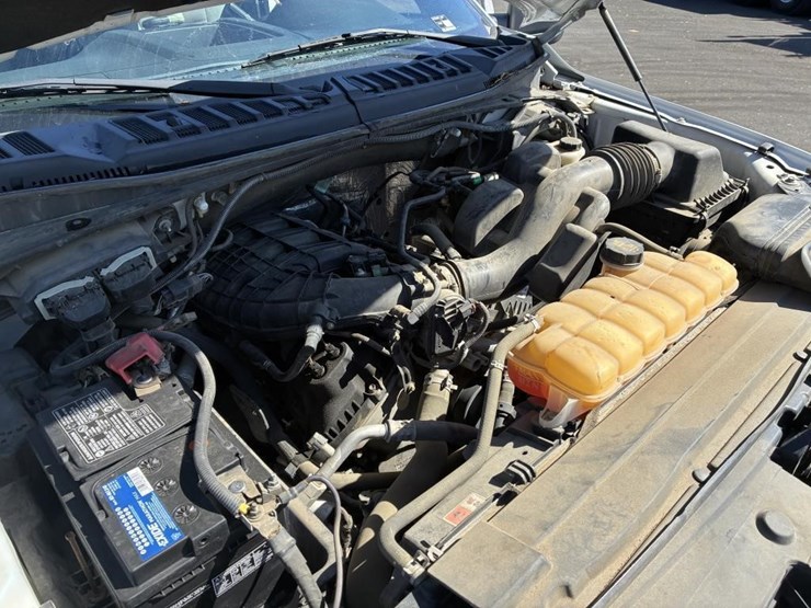 2015-ford-f150-image-8