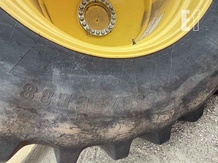 2020-john-deere-s780-image-16