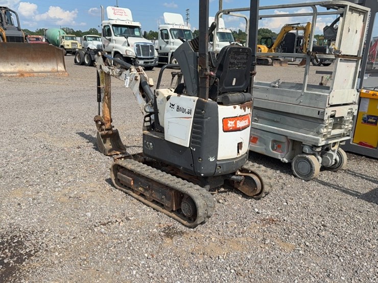 2018-bobcat-e10-image-9