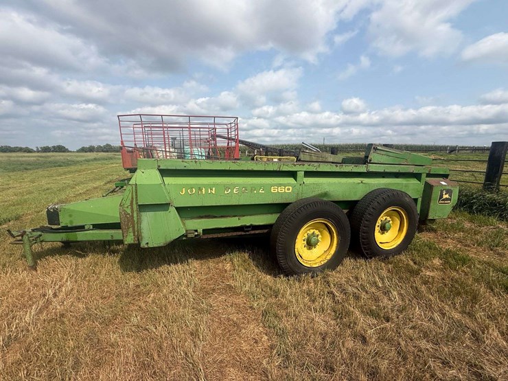john-deere-660-image-16