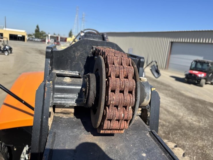 2015-jlg-1255-image-15