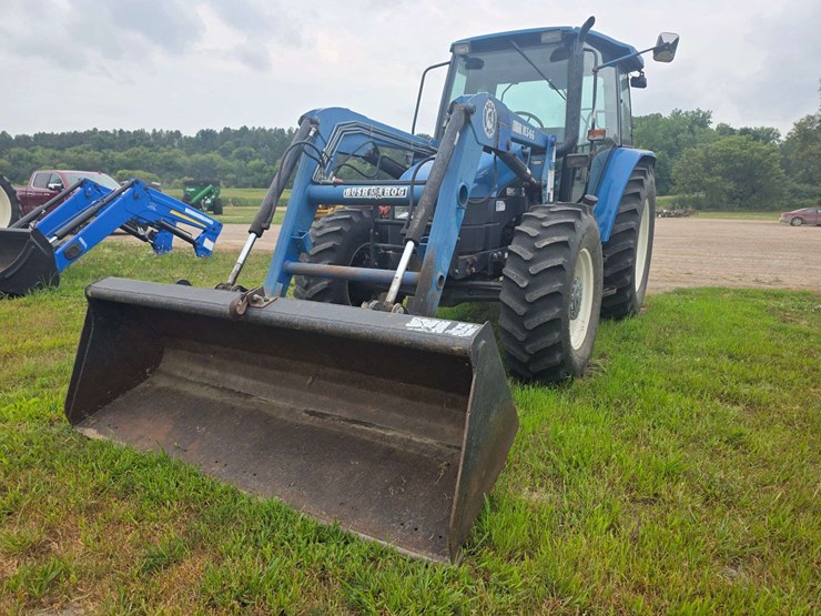 2002-new-holland-tl100-image-66