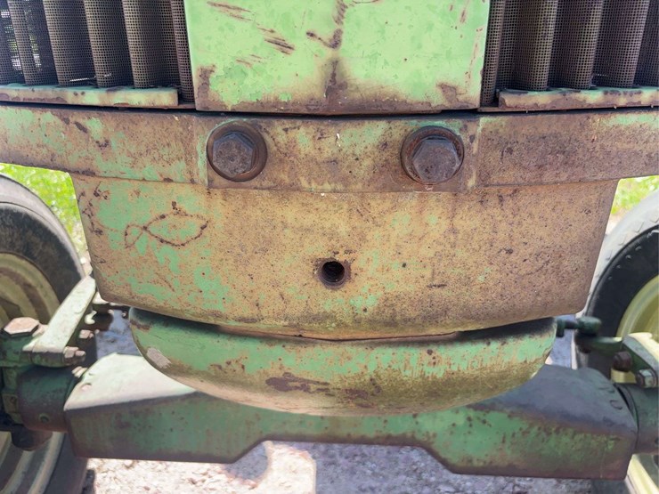 john-deere-720-image-19