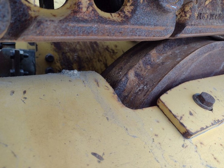 caterpillar-d1-image-27