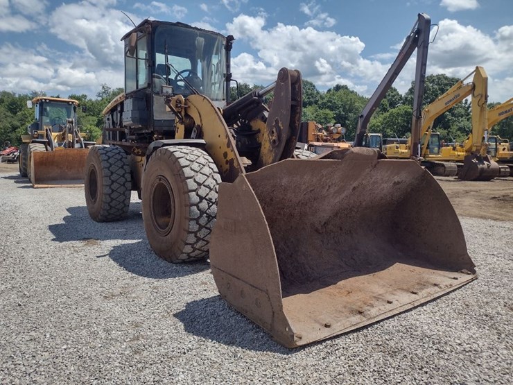 caterpillar-930k-image-42