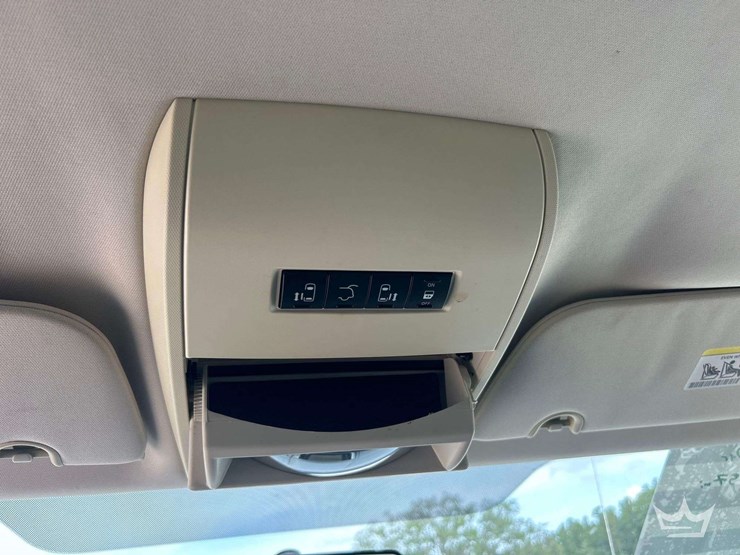 2010-dodge-grand-caravan-image-23