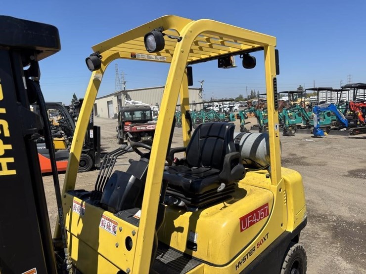 2021-hyster-h50xt-forklift-image-16